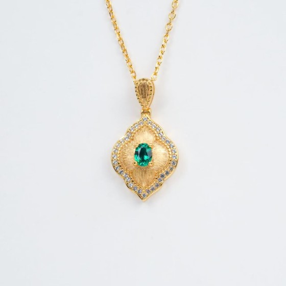 925 Silver Lab-Grown Emerald Pendant(P102L)