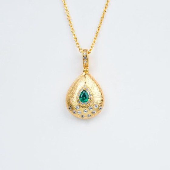 925 Silver Lab-Grown Emerald Pendant（P107L)