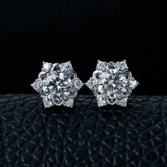 925 Sterling Silver Lab Grown Diamond Earrings(PYZE1201)