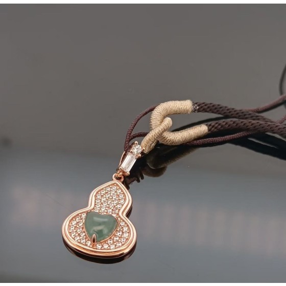 Rose Gold Plated 925 Silver Jadeite Jade Pendant（P0012)