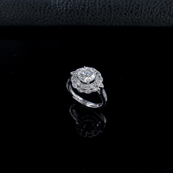 Moissanite Ring (R1417)