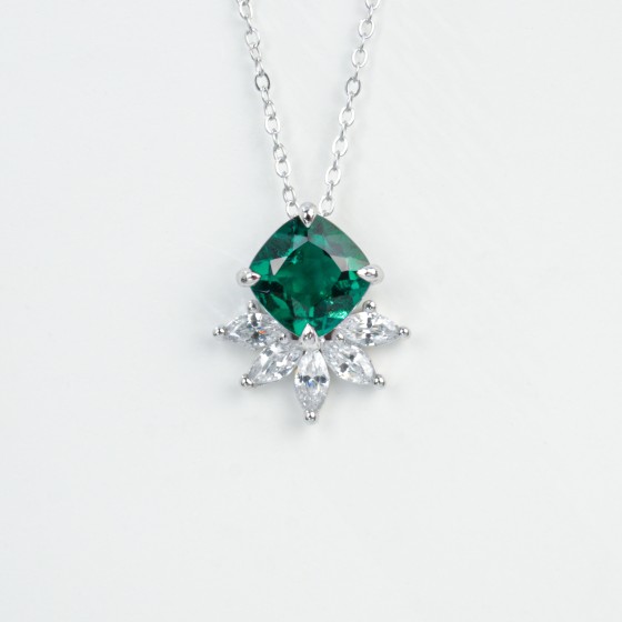 925 Sterling Silver Lab-Grown Emerald Necklace(YXP0890L)